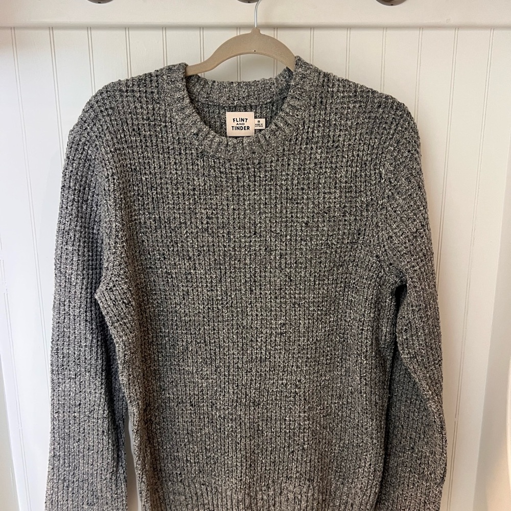 Flint and Tinder Headlands Heather Gray Crewneck Sweater